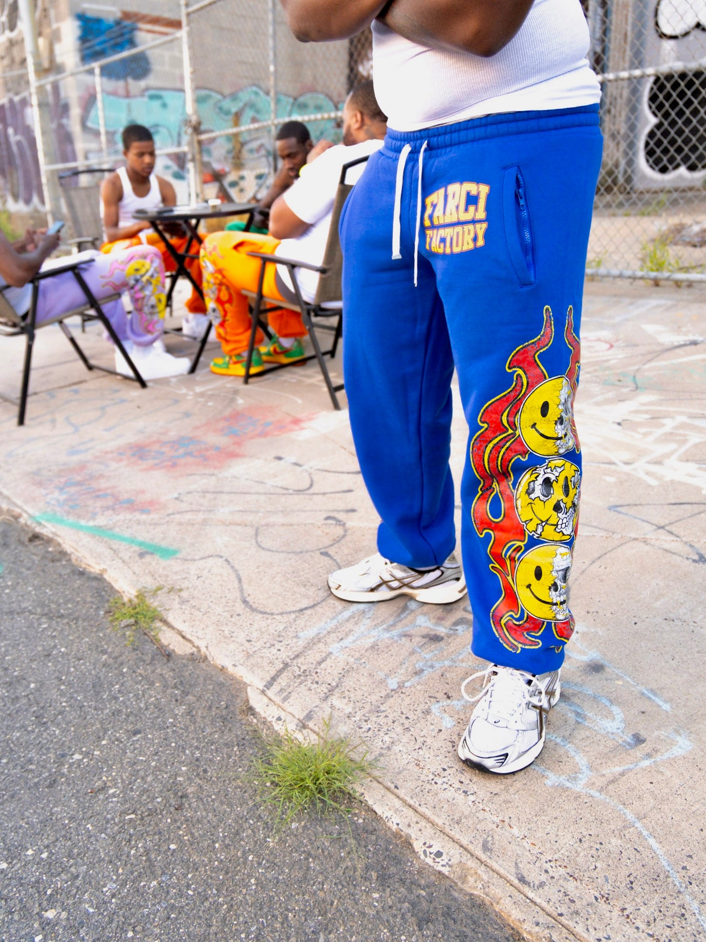 Smiley face sweatpants (blue)